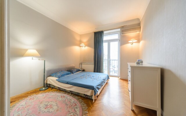 Apartment near Olympic Stadium