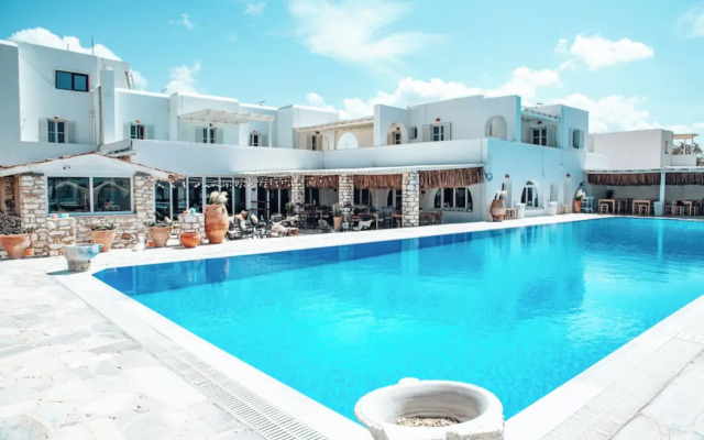 Paros Holiday Sun