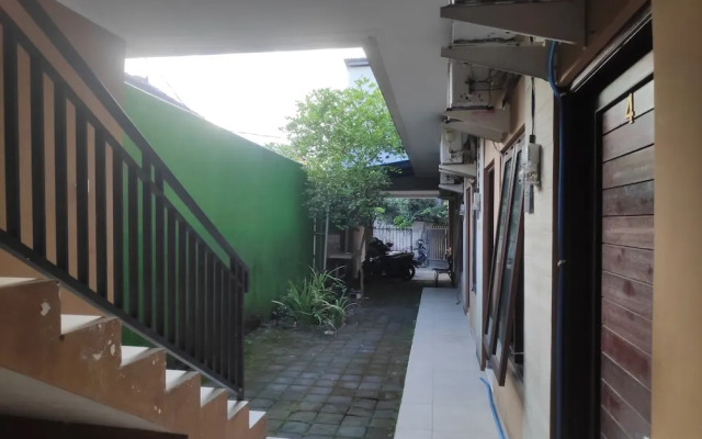 SPOT ON 90962 Sedana House