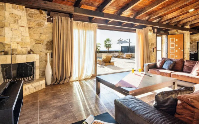 Palmrise Luxury Villas
