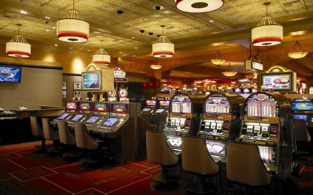 Santa Fe Station Hotel & Casino