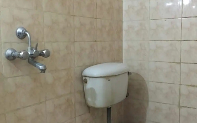 Goroomgo Shanti Guest House Varanasi