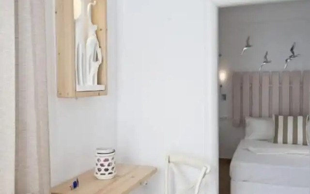 YL Suites