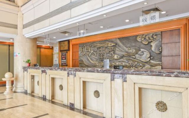 OYO Juxian Hotel (Hefei Heping Road Anfang General Factory Store)