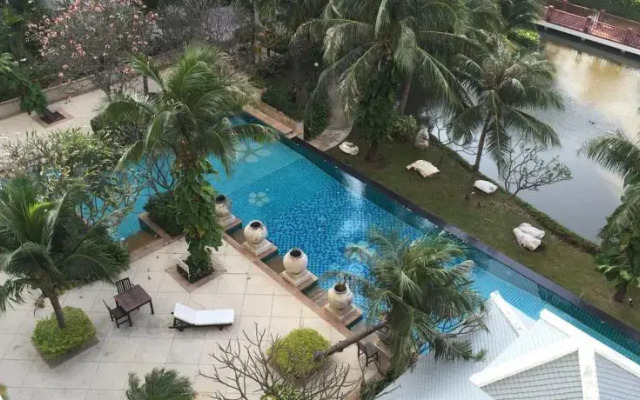 Palm Pavillion Huahin