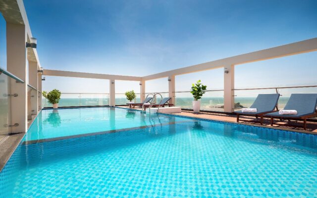 Nolis Hotel