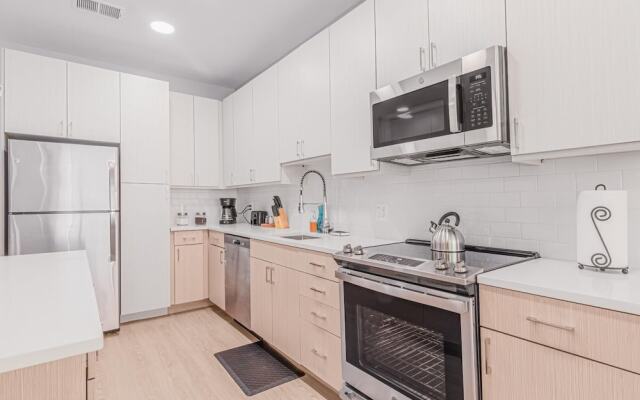 Luxury Living City Views DC