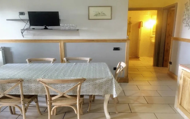Spoleto By The Pool Whole Villa - Sleeps 24