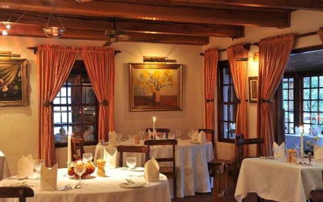 Coach House Hotel & Spa