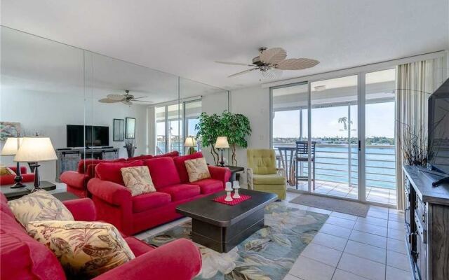 Bahia Vista 15567 - Two Bedroom Condo