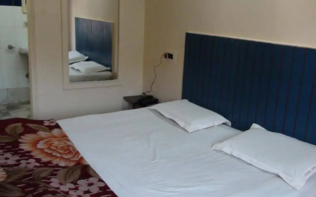 Hotel Rising Sun