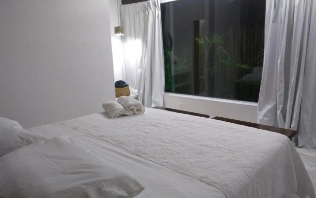 Almas Gêmeas suíte com cozinha praia da Ribeira