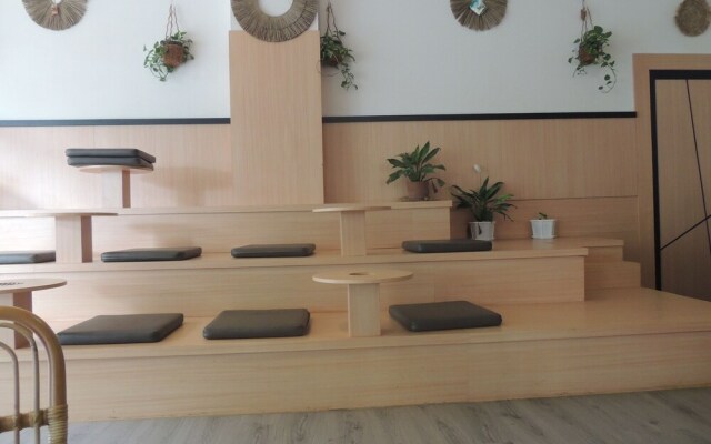 Studio Room at V Apartment