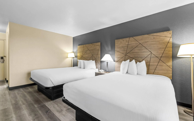 Travelodge by Wyndham Rapid City
