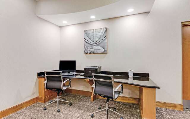 Comfort Suites Murfreesboro Shopping District