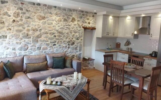 Tsolakis Luxury House