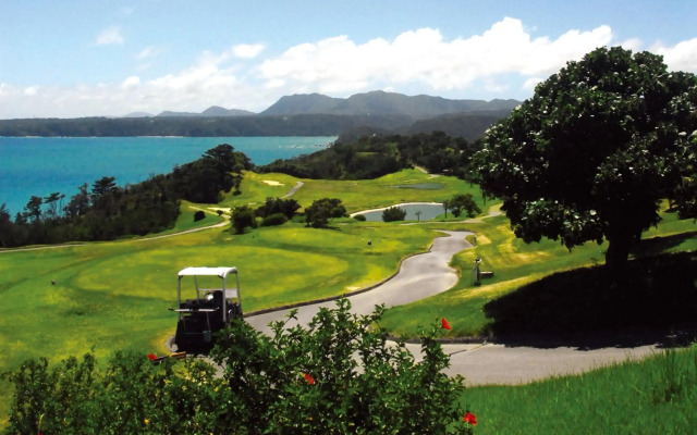 Kanucha Bay Hotels & Villas