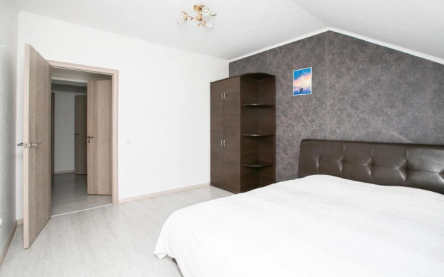 Apartment on Komsomolskaya