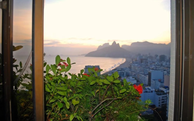 Ipanema & Copa 180 View 2Bdr A1-002