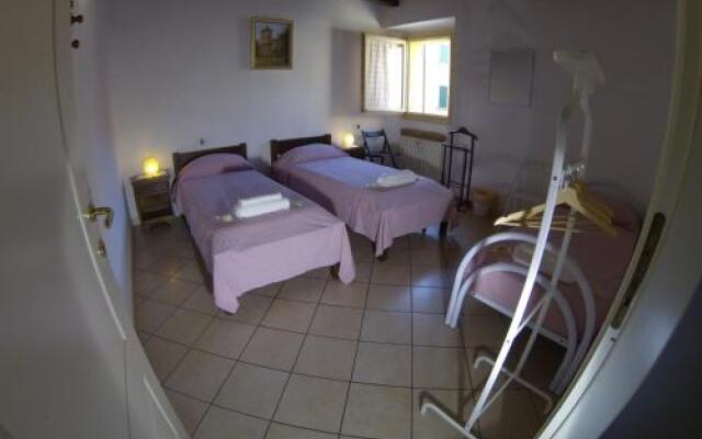 R&B Ostello Degli Dei