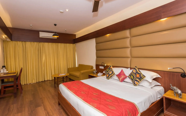Hotel Hilltop Palace