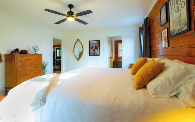 Ranchito Texas Stay for 12