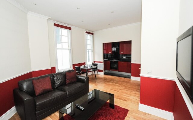 Bright And Spacious 1 Bedroom Apartment