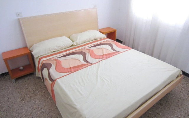 Flat one Step From La Vila de Llan?? -1774