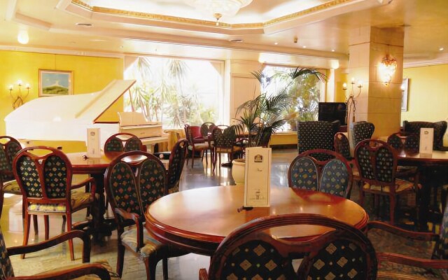 Grand Hotel De La Ville