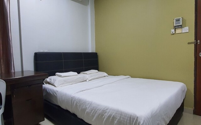 Sena Home Homestay 819 by Oyo Rooms