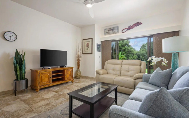 Royal Sea Cliff Kona by OUTRIGGER