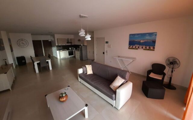 Paradise Luxury Apartment