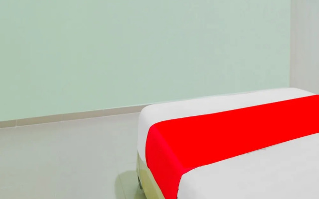 OYO 90269 Hotel Indorasa 2