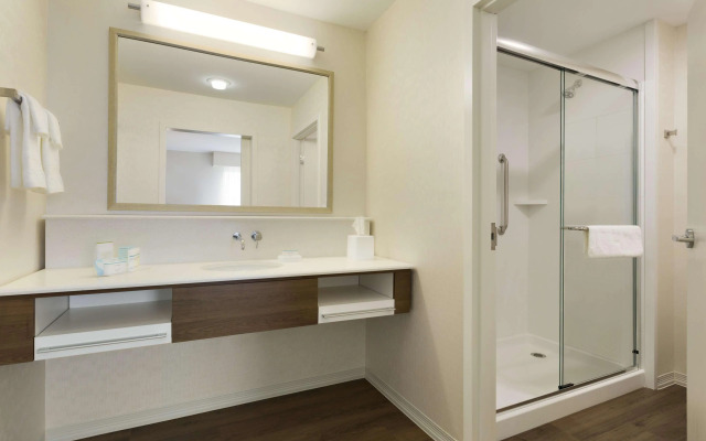 Hampton Inn & Suites Niles/Warren