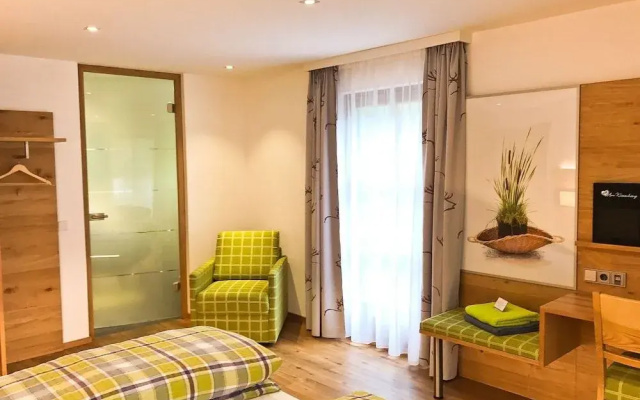Hotel Am Wiesenhang - Garni