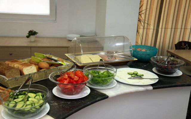 Mimosa Suites