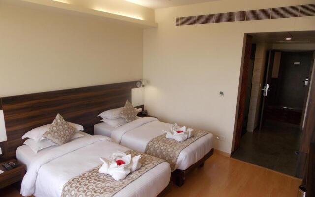 Silver Cloud Hotel & Banquets Ahmedabad