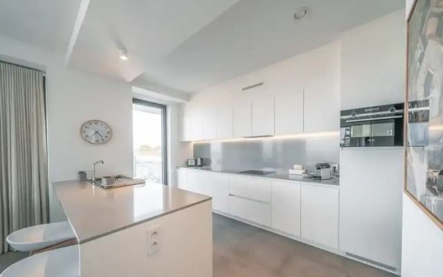 Nieuwbouw Appartement met Toegang tot Zwembad