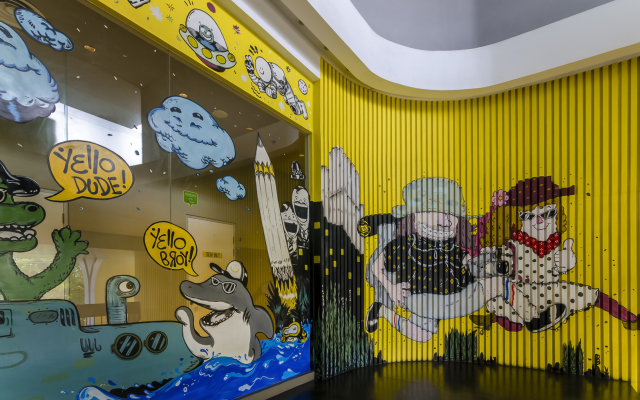 YELLO Hotel Jemursari Surabaya