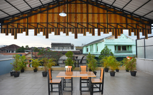 OYO 745 Griya Jasmine Syariah