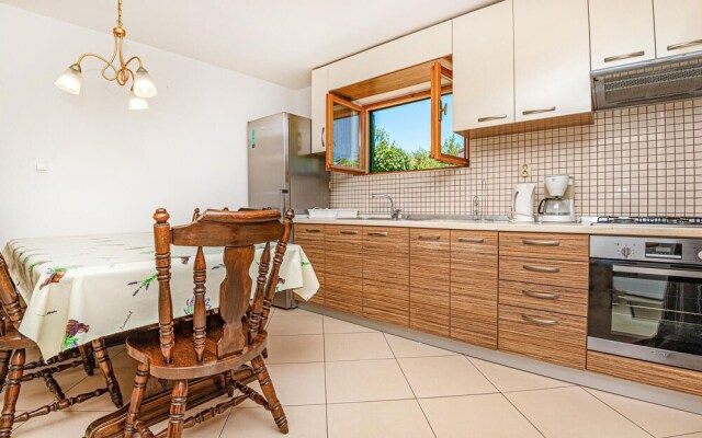 Stunning Home in Vodice With Wifi and 2 Bedrooms