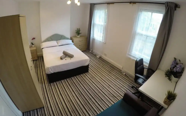 Hollybush Row Rooms