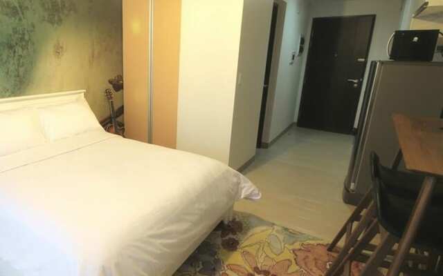 MaxStays - Max Style @ One Eastwood Avenue