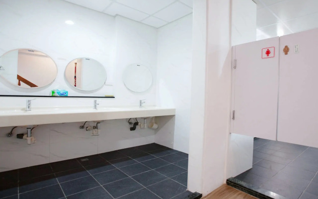 Chesdon Hostel