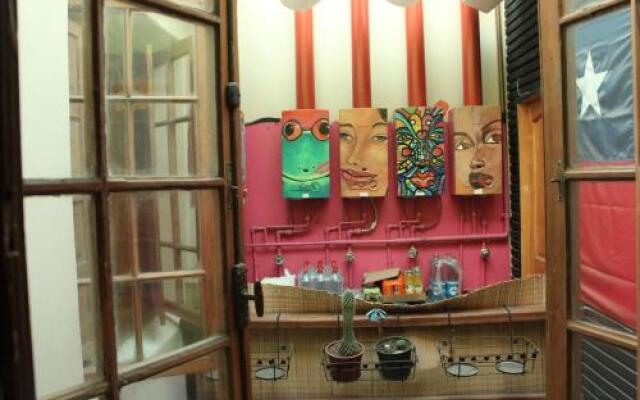 Princesa Insolente Hostel