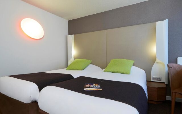 Campanile Chambray Les Tours