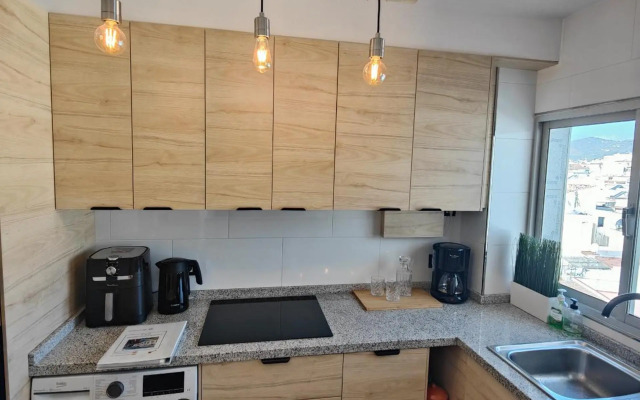 AP187 Coronado 78 - Parador