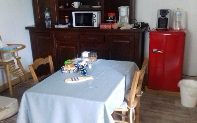 Studio In Langon With Enclosed Garden And Wifi