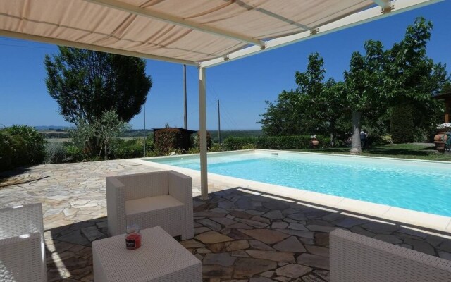 Captivating 1-bed Villa With Pool in Tuscany