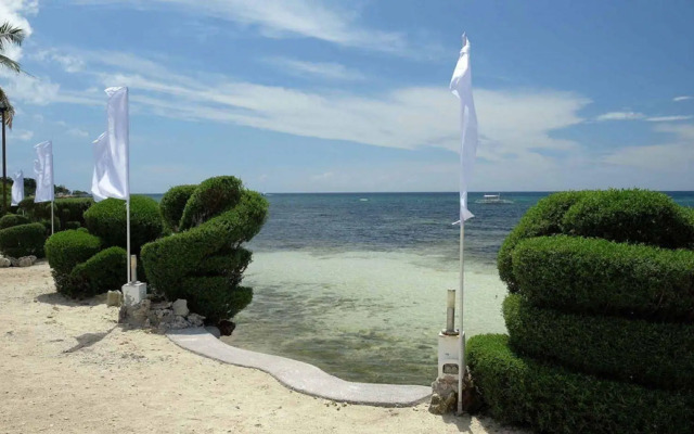 Dive Thru Scuba Resort